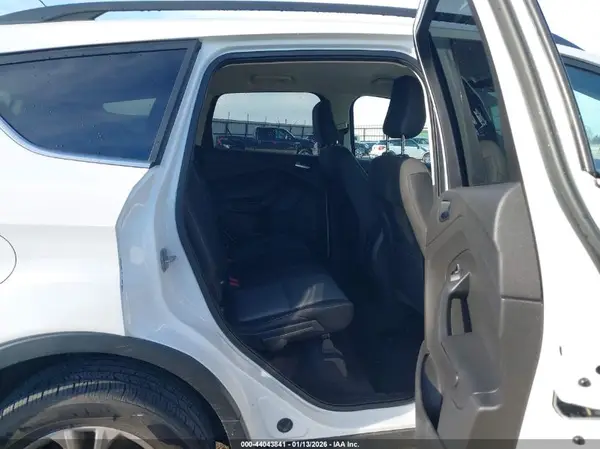 1FMCU9GD4JUA11734 2018 FORD ESCAPE - Image 8