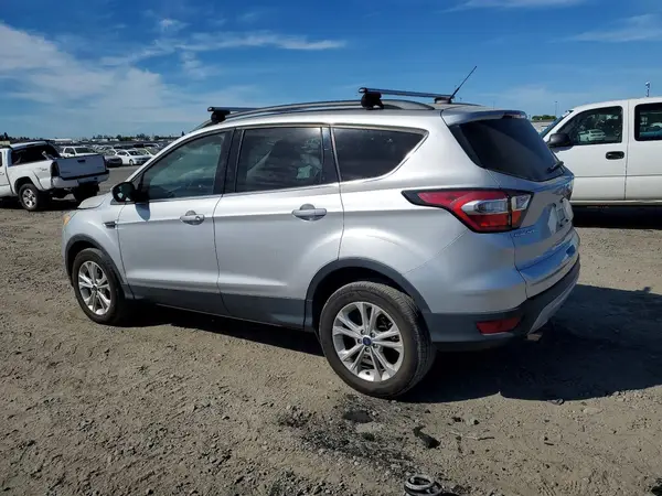 1FMCU9GD4JUA24659 2018 FORD ESCAPE - Image 2