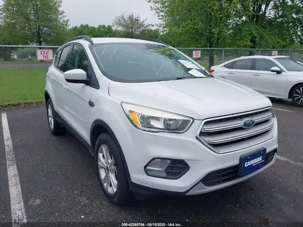 1FMCU9GD4JUA35340 2018 FORD ESCAPE - Image 1