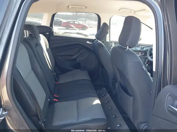 1FMCU9GD4JUA39257 2018 FORD ESCAPE - Image 8