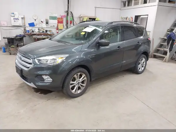 1FMCU9GD4JUA47083 2018 FORD ESCAPE - Image 2
