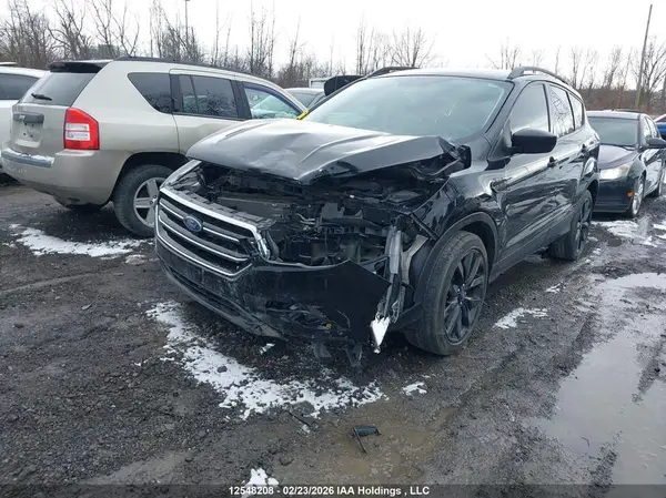 1FMCU9GD4JUA59038 2018 FORD ESCAPE - Image 2