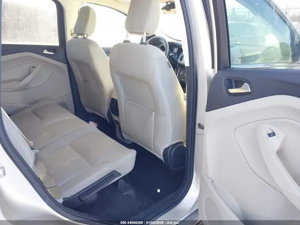 1FMCU9GD4JUA59542 2018 FORD ESCAPE - Image 8