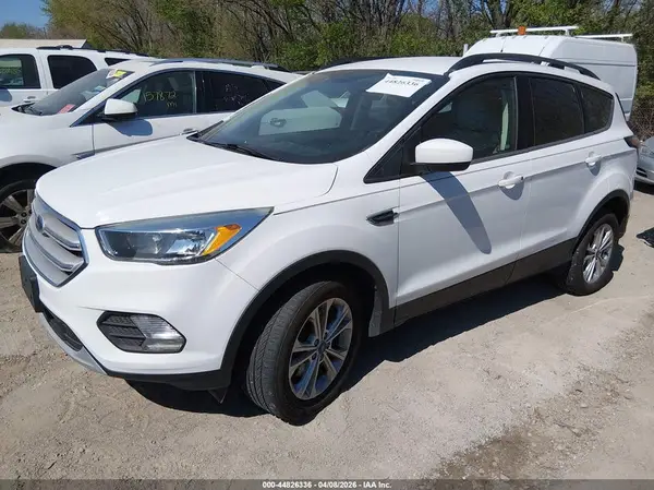 1FMCU9GD4JUA61811 2018 FORD ESCAPE - Image 2