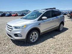 1FMCU9GD4JUA75238 2018 FORD ESCAPE