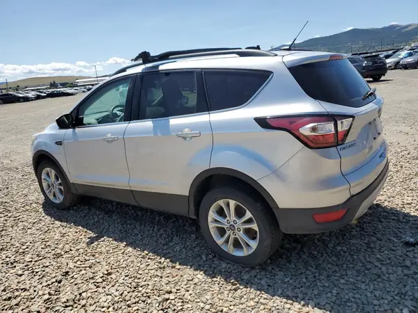 1FMCU9GD4JUA75238 2018 FORD ESCAPE - Image 2