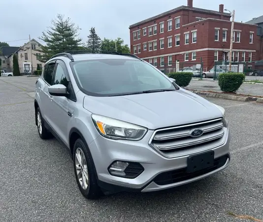 1FMCU9GD4JUB01319 2018 FORD ESCAPE - Image 1