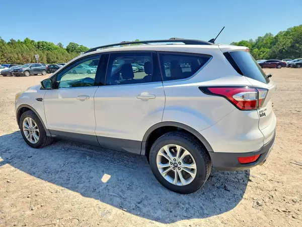 1FMCU9GD4JUB21148 2018 FORD ESCAPE - Image 2