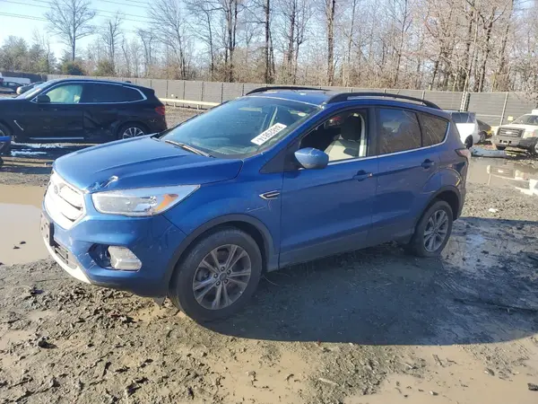 1FMCU9GD4JUB29251 2018 FORD ESCAPE - Image 1