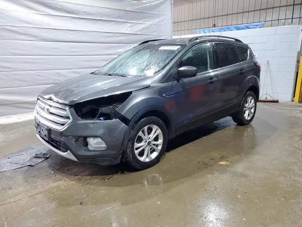 1FMCU9GD4JUB37088 2018 FORD ESCAPE - Image 1