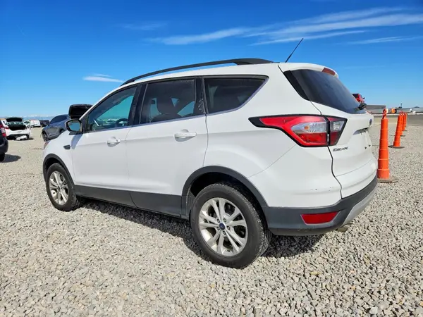 1FMCU9GD4JUB45305 2018 FORD ESCAPE - Image 2
