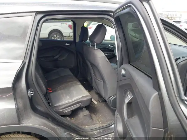 1FMCU9GD4JUB45420 2018 FORD ESCAPE - Image 8