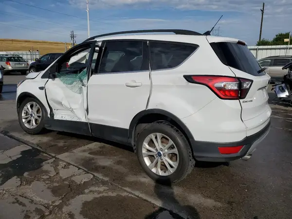 1FMCU9GD4JUB46650 2018 FORD ESCAPE - Image 2