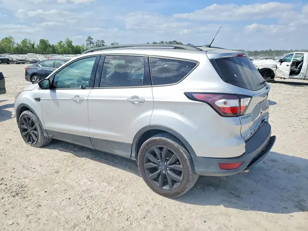 1FMCU9GD4JUB54814 2018 FORD ESCAPE - Image 2