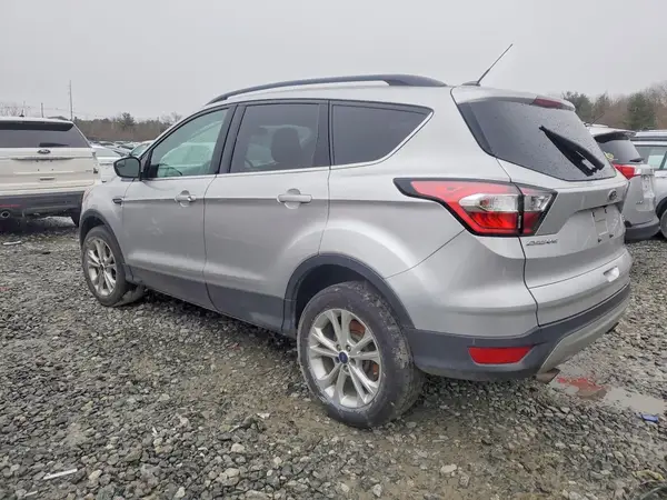 1FMCU9GD4JUB62315 2018 FORD ESCAPE - Image 2