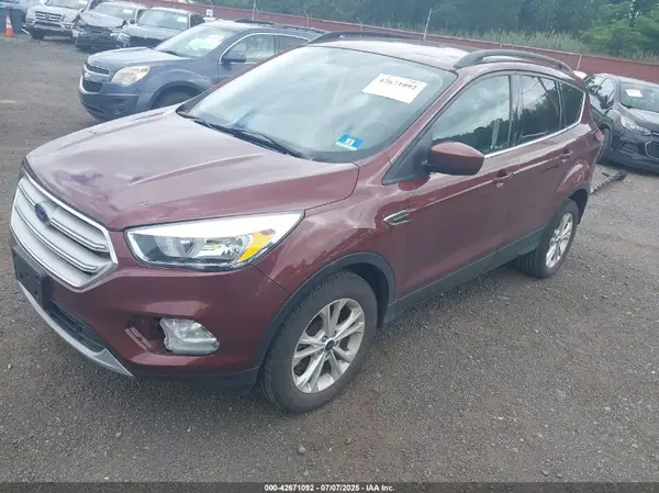 1FMCU9GD4JUB71239 2018 FORD ESCAPE - Image 2