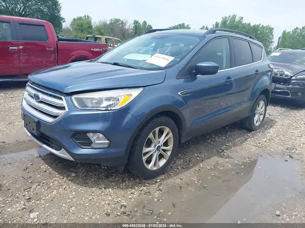 1FMCU9GD4JUB73024 2018 FORD ESCAPE - Image 2