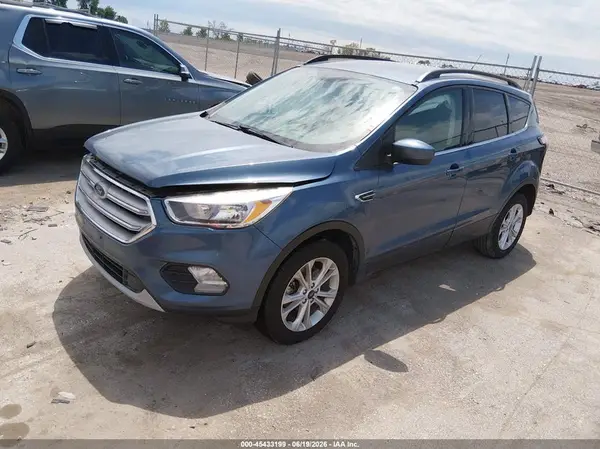 1FMCU9GD4JUB84105 2018 FORD ESCAPE - Image 2