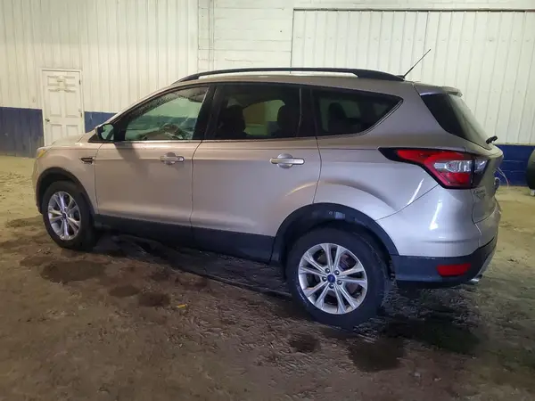 1FMCU9GD4JUB94505 2018 FORD ESCAPE - Image 2