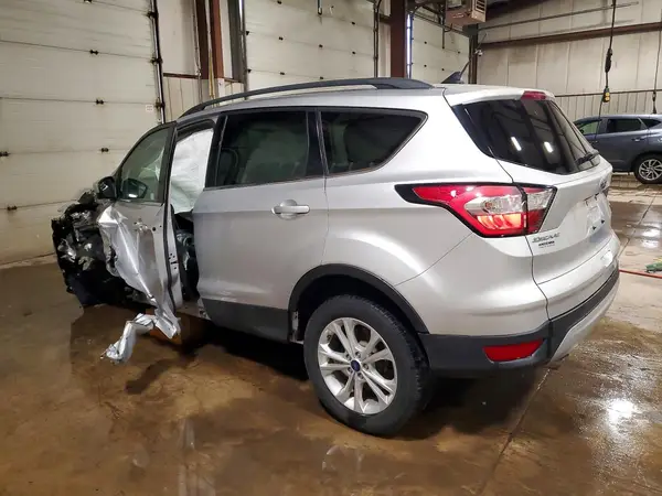 1FMCU9GD4JUB94813 2018 FORD ESCAPE - Image 2