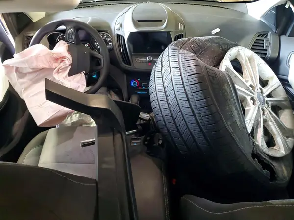 1FMCU9GD4JUB94813 2018 FORD ESCAPE - Image 8