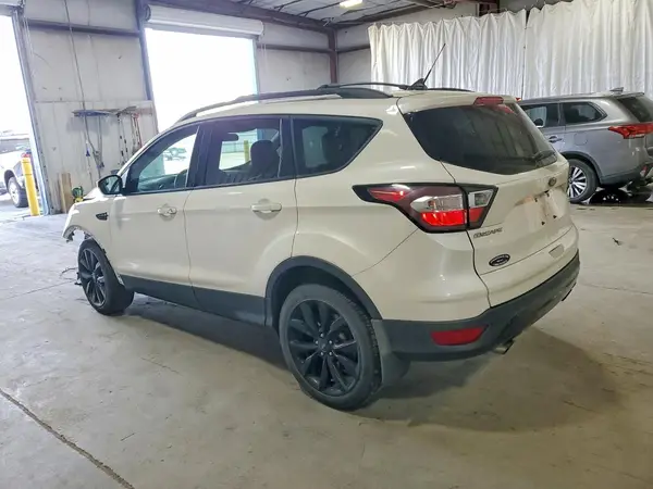 1FMCU9GD4JUC14879 2018 FORD ESCAPE - Image 2
