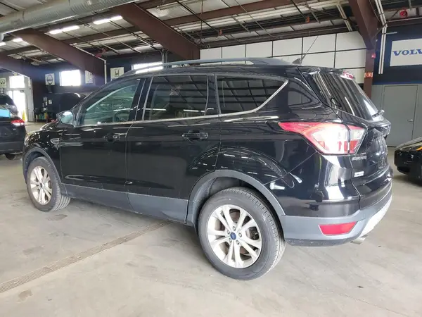 1FMCU9GD4JUC24957 2018 FORD ESCAPE - Image 2