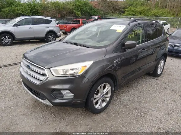 1FMCU9GD4JUC40415 2018 FORD ESCAPE - Image 2