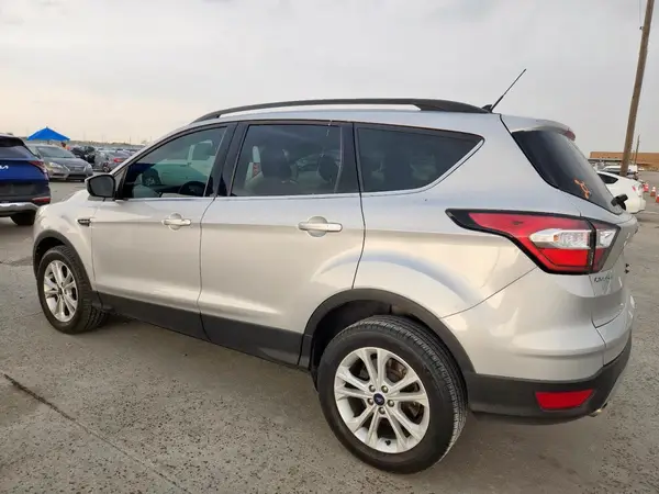 1FMCU9GD4JUC49454 2018 FORD ESCAPE - Image 2