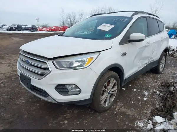 1FMCU9GD4JUC49843 2018 FORD ESCAPE - Image 2