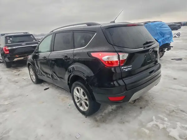 1FMCU9GD4JUC62379 2018 FORD ESCAPE - Image 2