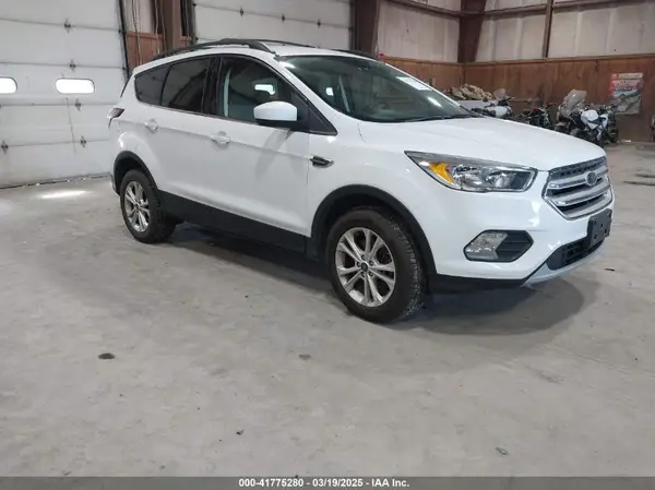1FMCU9GD4JUC62933 2018 FORD ESCAPE - Image 1