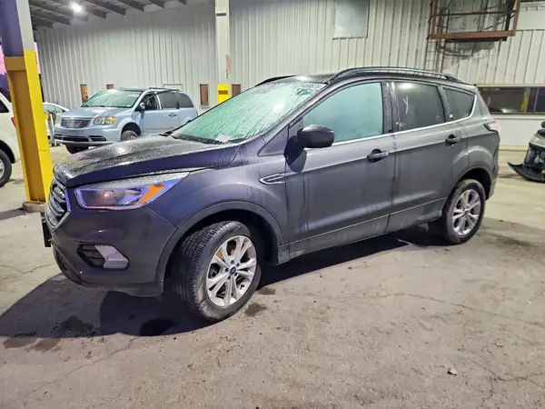 1FMCU9GD4JUC77173 2018 FORD ESCAPE - Image 1