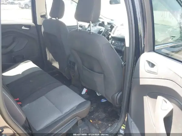 1FMCU9GD4JUC82065 2018 FORD ESCAPE - Image 8