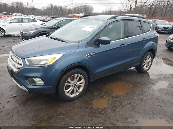 1FMCU9GD4JUC84138 2018 FORD ESCAPE - Image 2