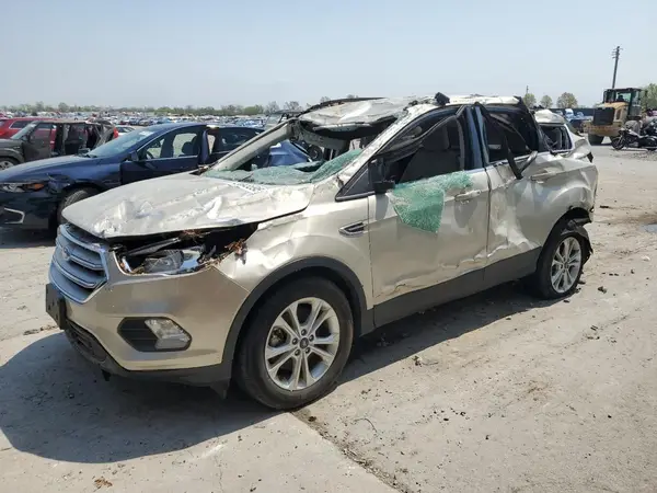 1FMCU9GD4JUD00385 2018 FORD ESCAPE - Image 1