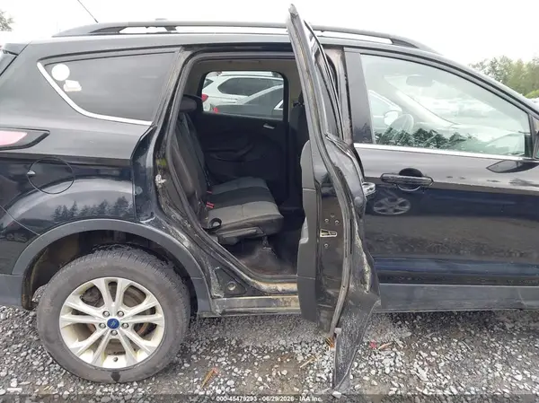 1FMCU9GD4JUD05747 2018 FORD ESCAPE - Image 8