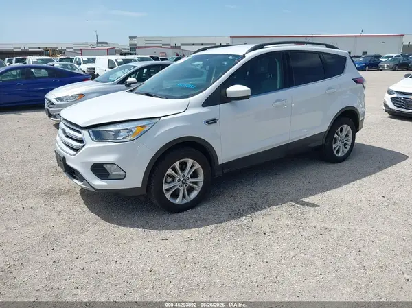 1FMCU9GD4JUD08714 2018 FORD ESCAPE - Image 2