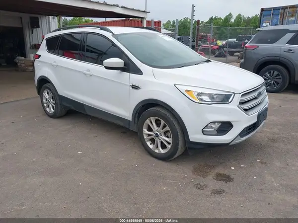 1FMCU9GD4JUD08759 2018 FORD ESCAPE - Image 1
