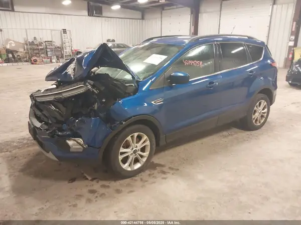 1FMCU9GD4JUD12911 2018 FORD ESCAPE - Image 2