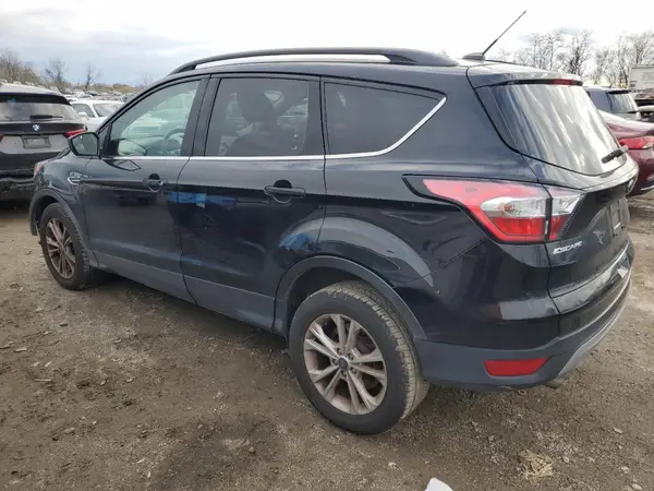 1FMCU9GD4JUD15288 2018 FORD ESCAPE - Image 2