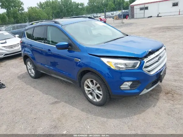 1FMCU9GD4JUD20698 2018 FORD ESCAPE - Image 1