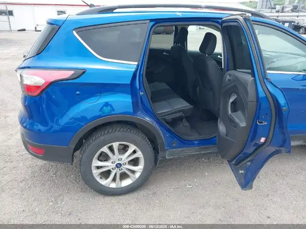 1FMCU9GD4JUD20698 2018 FORD ESCAPE - Image 8