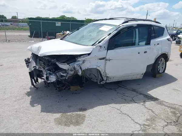 1FMCU9GD4JUD23360 2018 FORD ESCAPE - Image 2
