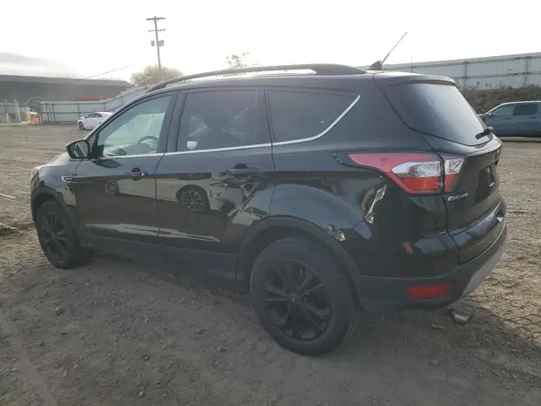 1FMCU9GD4JUD24234 2018 FORD ESCAPE - Image 2