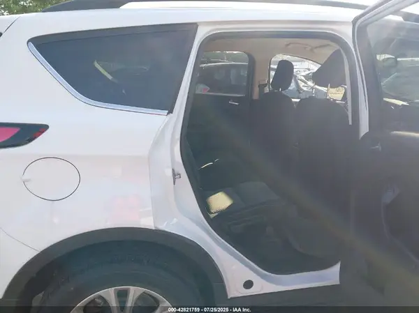 1FMCU9GD4JUD25058 2018 FORD ESCAPE - Image 8