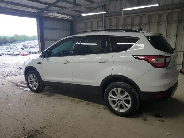 1FMCU9GD4JUD35587 2018 FORD ESCAPE - Image 2