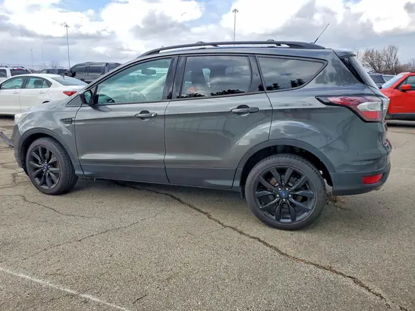 1FMCU9GD4JUD48792 2018 FORD ESCAPE - Image 2