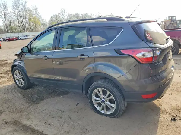 1FMCU9GD4JUD57847 2018 FORD ESCAPE - Image 2