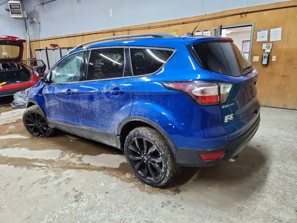 1FMCU9GD4JUD58139 2018 FORD ESCAPE - Image 2